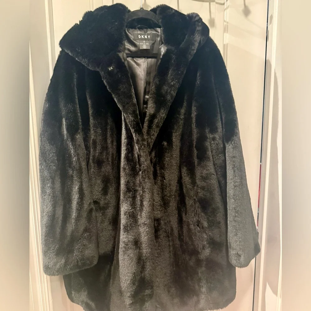 DKNY Elegant Black Teddy Jacket with Hood. Size XL. Like New - Picture 1 of 3